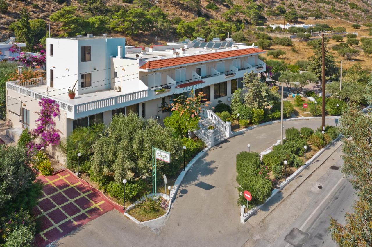 Venezia Bungalows 카르파토스 외부 사진